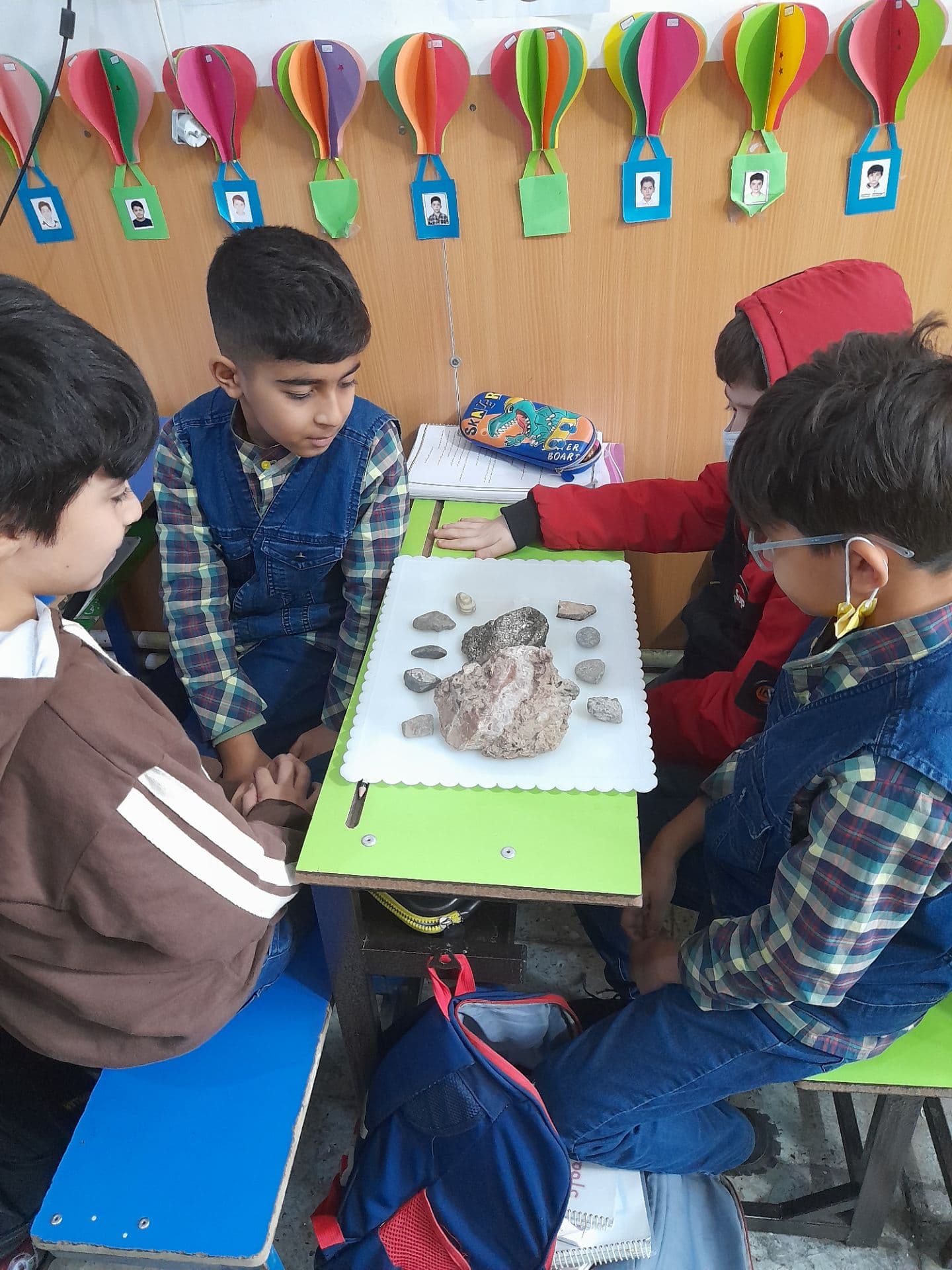 مدرسه غیردولتی صالحین