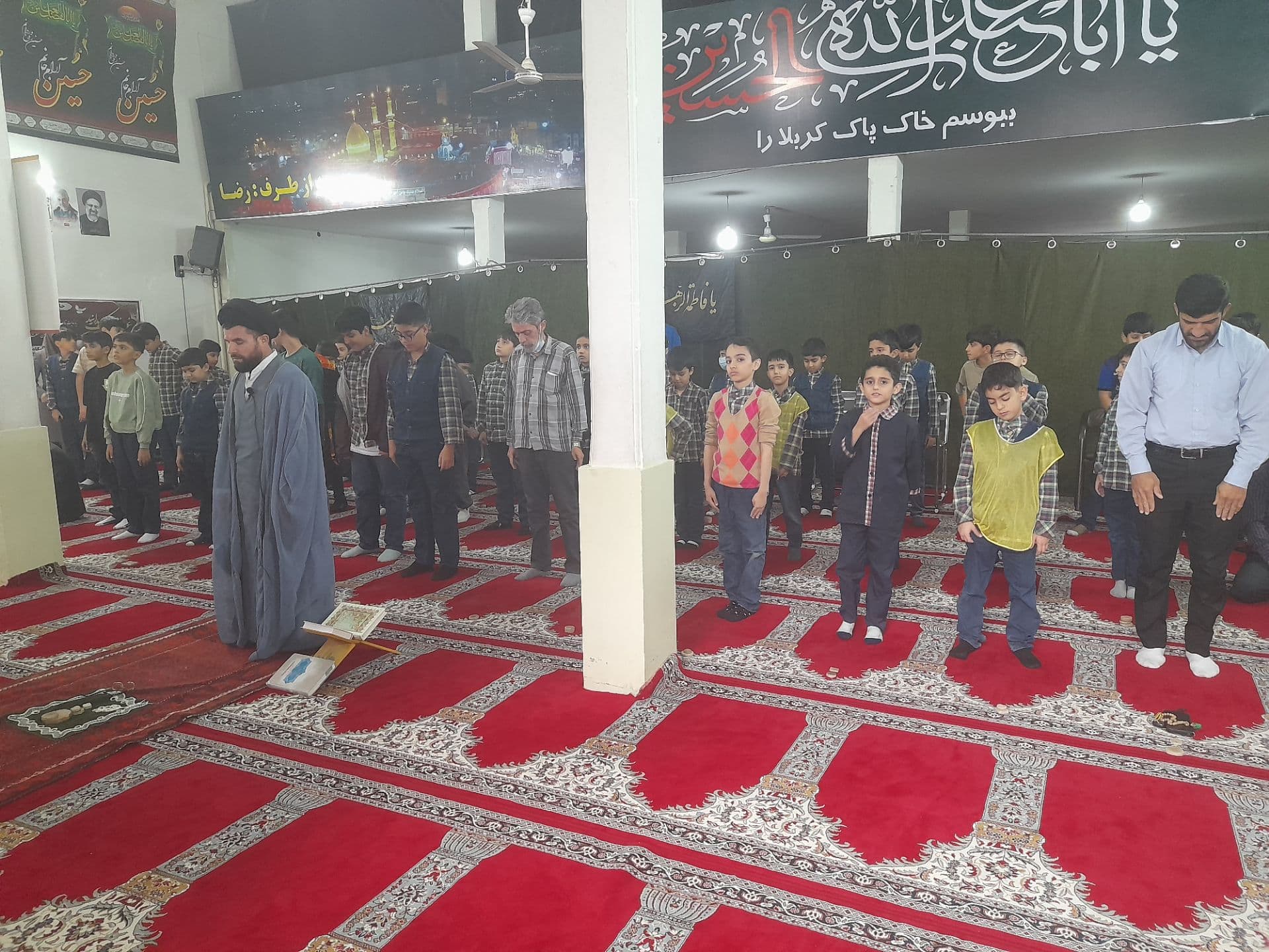مدرسه غیردولتی صالحین