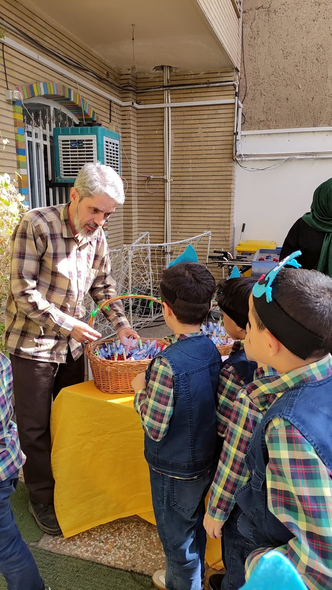 مدرسه غیردولتی صالحین